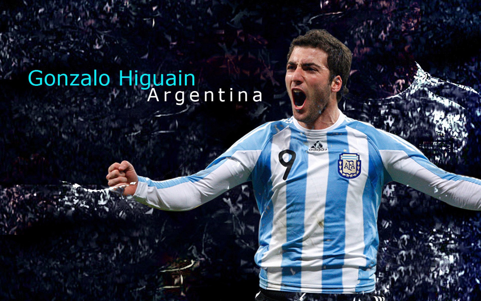 莱万多夫斯基意外战胜巴黎圣日耳曼，领先优势明显引爆全场！赢得满堂喝彩